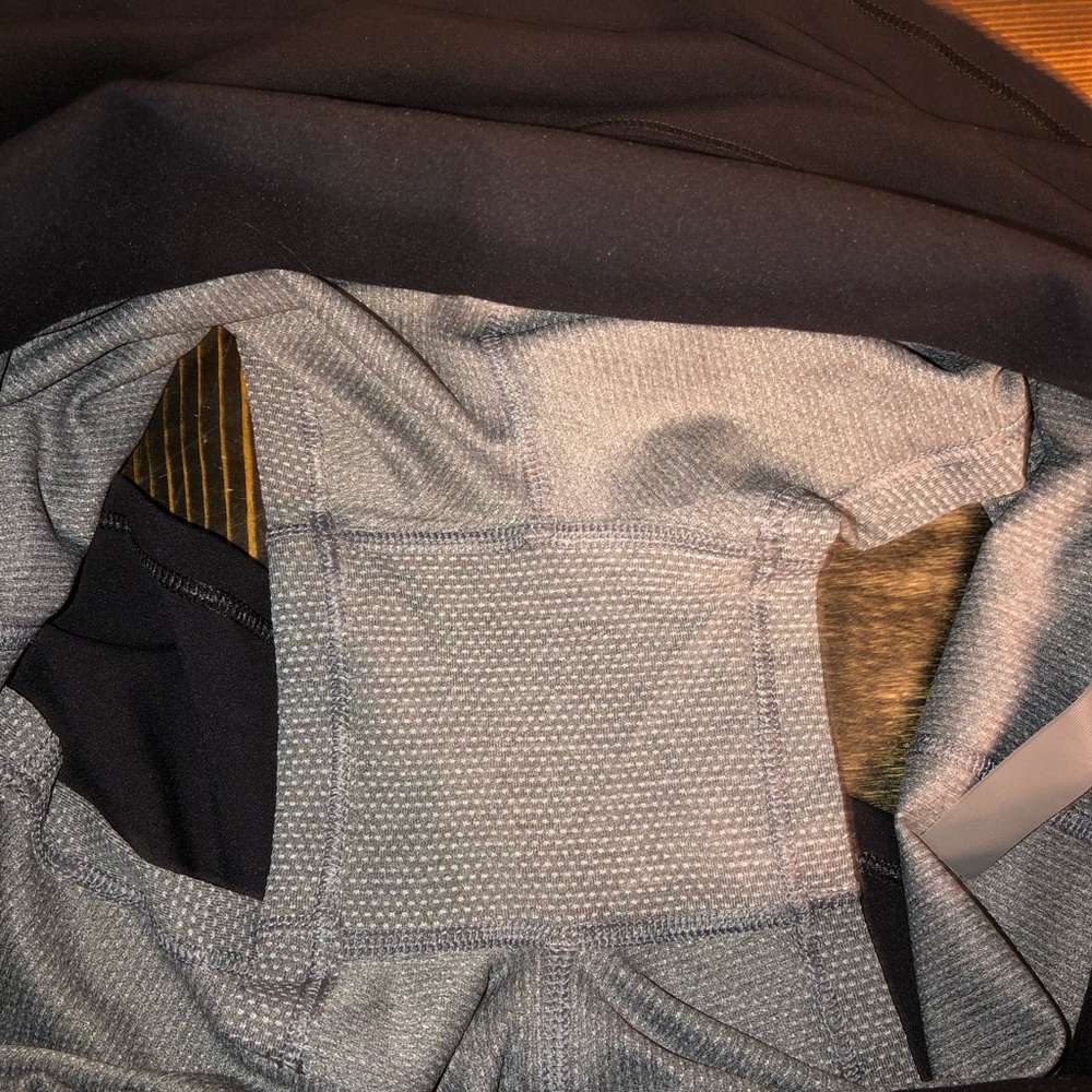 Vuori Black and Gray Skort - Picture 4 of 7